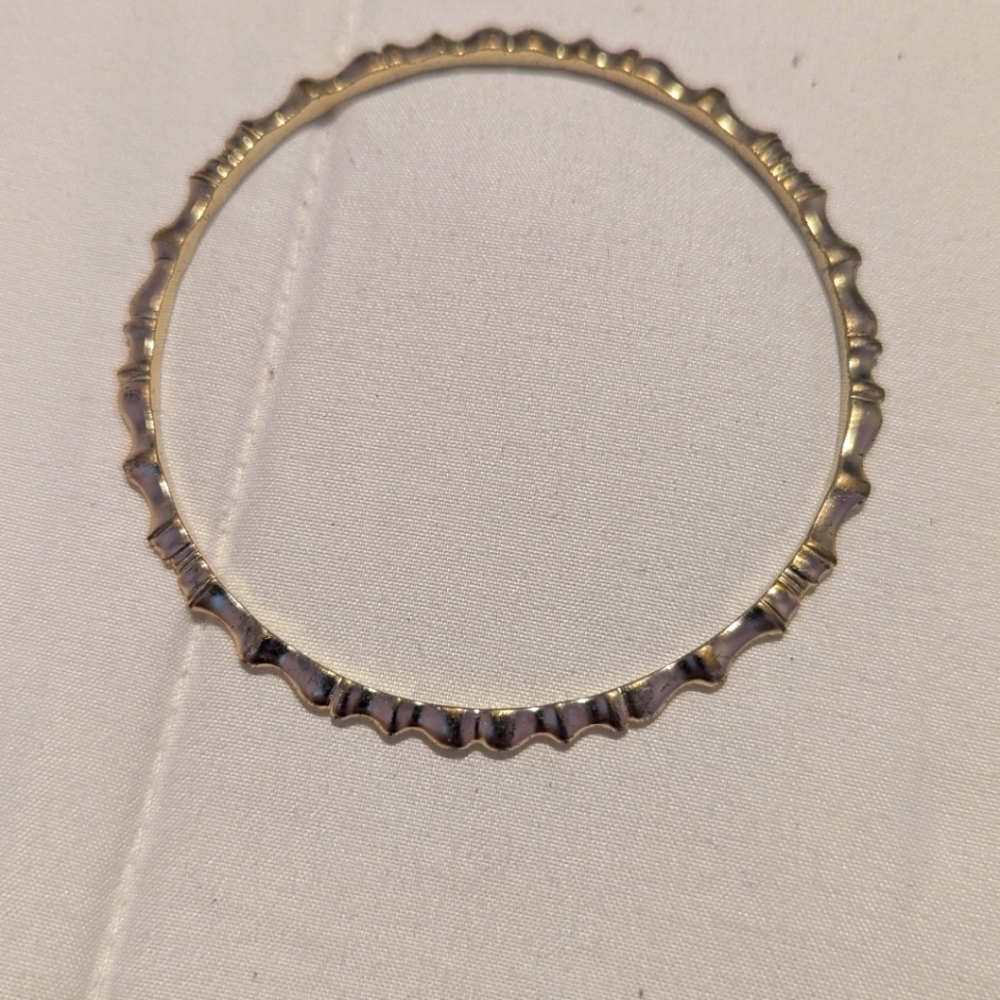 kendra Scott Elegant Gold-Toned Bangle Bracelet